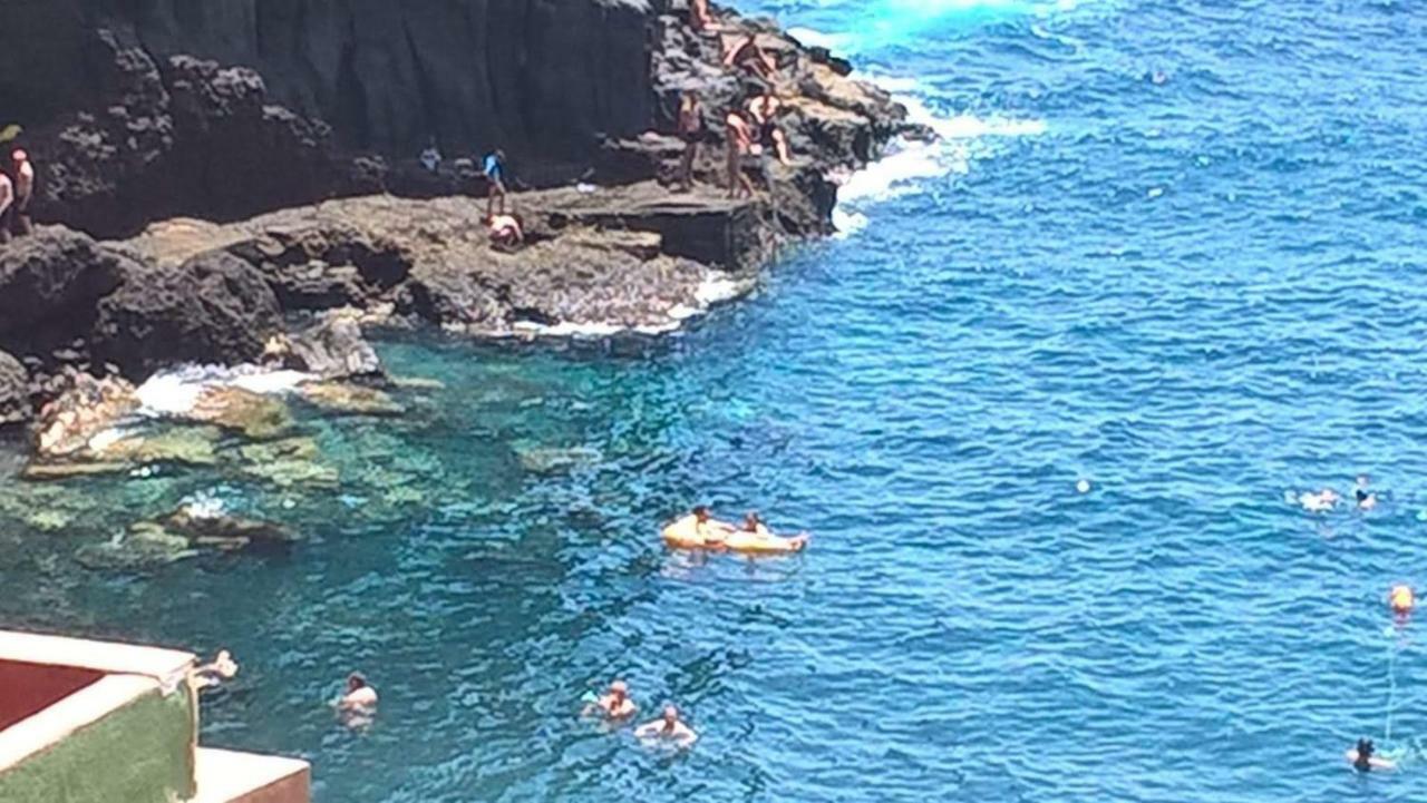 Caleta Los Roques Fasnia Esterno foto